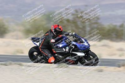 media/Dec-01-2025-Moto Forza (Mon) [[2daa91e15f]]/2-Intermediate Group/Session 3 (Turn 7 Inside Pans)/